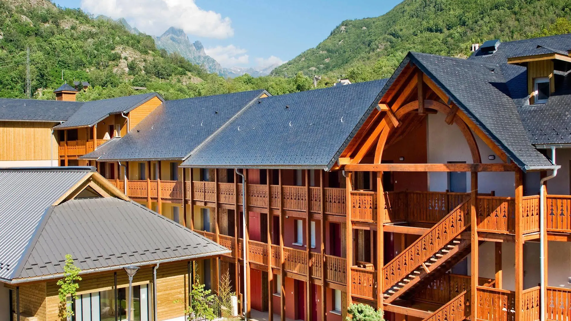 Hotel Lagrange Confort Les Chalets D'Ax Ax-les-Thermes